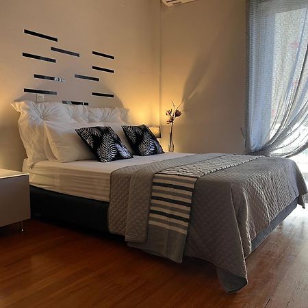 Beach House Халкис Екстериор снимка